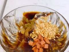 -李与白包子铺(桐梓林店)
