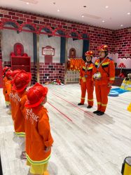 -奈尔宝家庭中心·亲子餐厅(鄞州万达店)