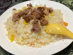 -牧场烧烤餐饮广场