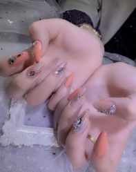 -爱空间美睫健康美甲