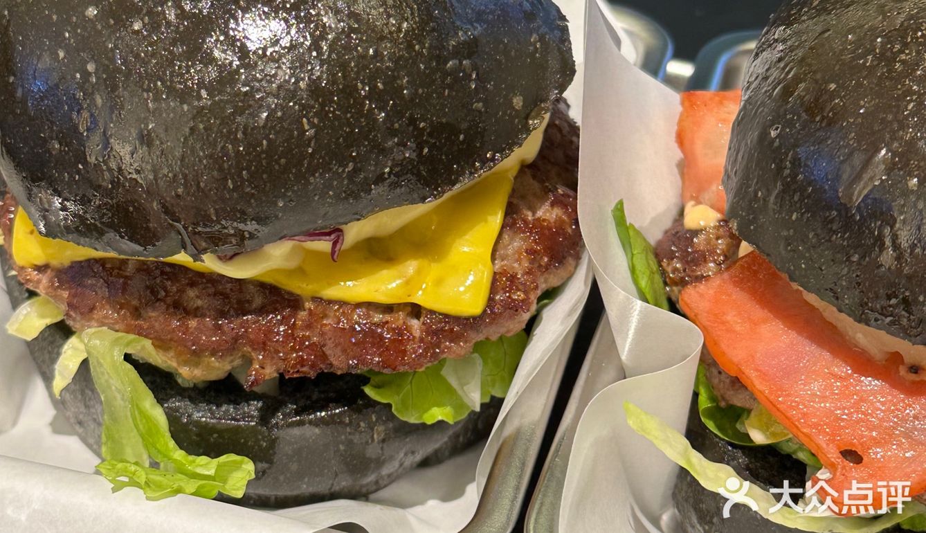 今天是美式辣妹🍔Black Burger