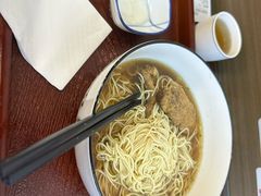 -百年老字号·观振兴蟹黄面·三虾面·苏式面(观前街富仁坊巷店)