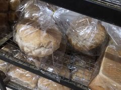 -秀云俄罗斯列巴屋(军星小区店)