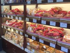 -红宝石·鲜奶小方·海派西点房(金杨店)