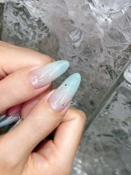 -花岐款式专研健康美甲沙龙