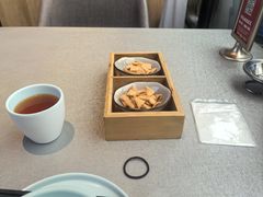 -有红鸡毛店·川菜(建设路店)