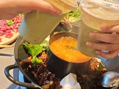 -苗阿哥酸汤牛肉火锅(体育场店)