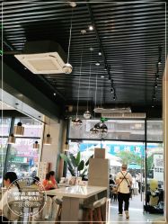 -桃桃屿·潮牌酷银(世纪荟店)