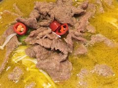 酸汤牛肉-刘胖子家常菜·蹄花焖藕(兴业店)