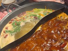 -鹿鸣山草本茶香火锅(园西路店)