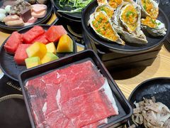 和牛-爱伲PLUS·牛肉海鲜自助火锅(融创店)