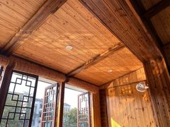 靠窗位-邱记私房菜·十八年本地菜