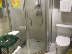 -上海怡沁园度假酒店