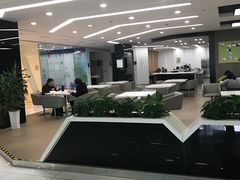 -上海宝宁宝马4S店