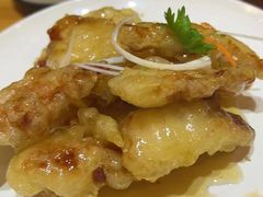 -百年港湾奥特莱斯(香炉礁店)