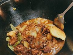 -哈尔滨烧烤·山河村铁锅炖(交大店)