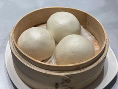 土豪金流沙包-维园悦谱·海派家常菜(乌鲁木齐南路店)
