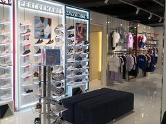 -fila(日月光中心广场店)