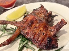 花椒鸽子-LESCEDARS Brasserie Bistro香柏树