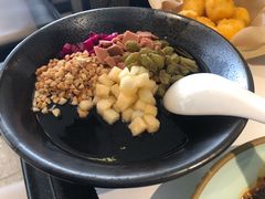 -江边城外烤全鱼(世茂广场店)