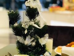 -上海滴水湖皇冠假日酒店