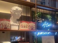 -必胜客(尹山湖歌林公园店)