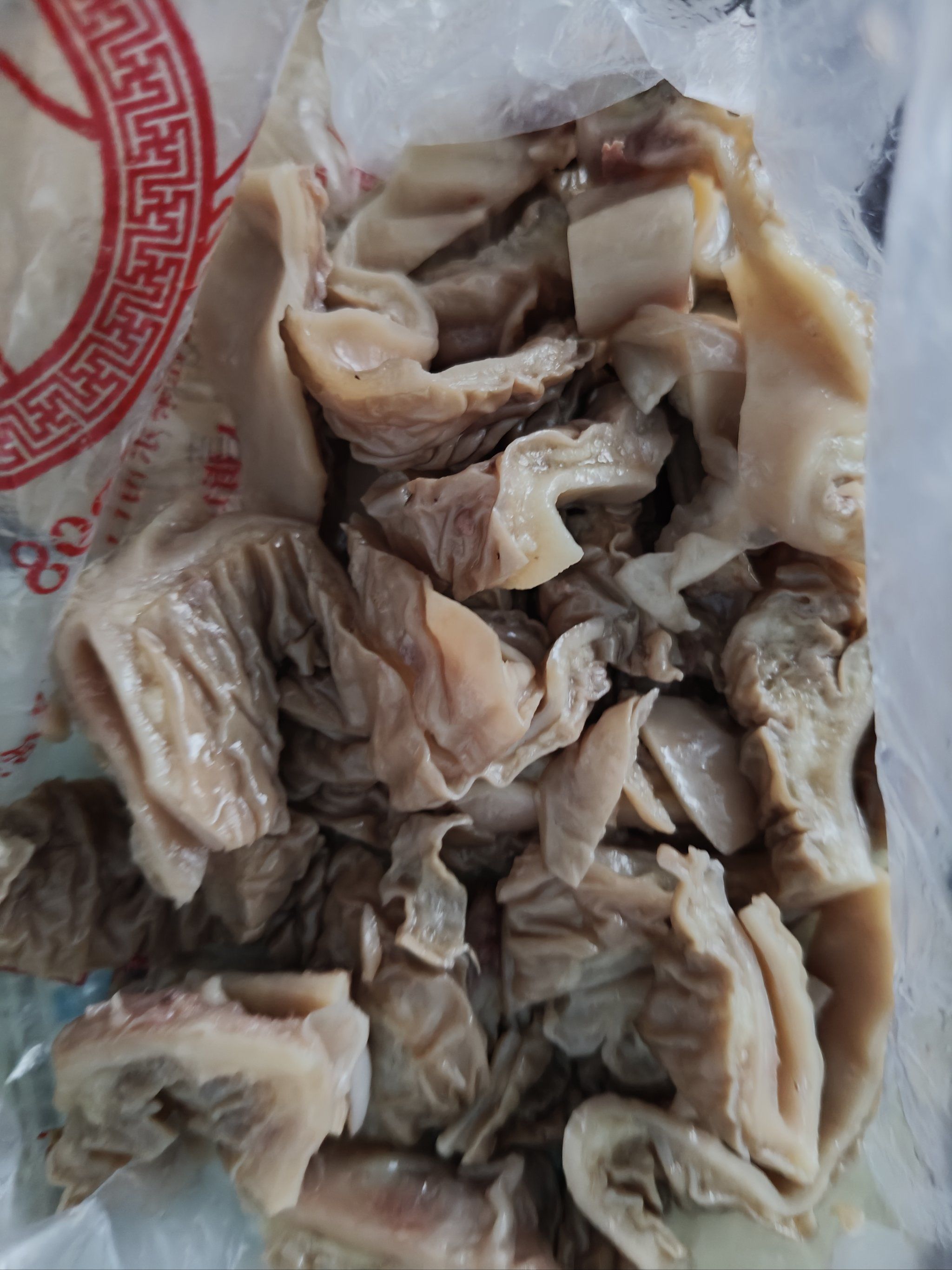 天天领红包 买了100一斤的驴板肠,一不注意给我放了几片几十的肝进去