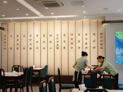 -老季市·三代非遗传承·地标美食老汁鸡(工农路店)