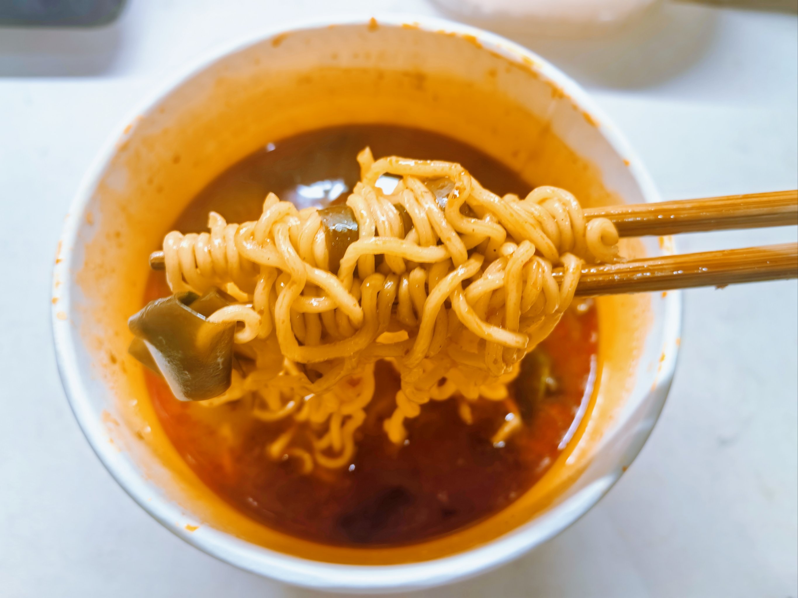 曹氏鸭脖的辣卤方便面太适合diy麻辣烫了