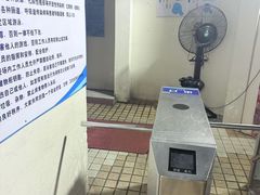 -奥冠恒温游泳馆(黄埔公园店)