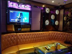 -艾尚主题式KTV(艾溪湖绿地店)