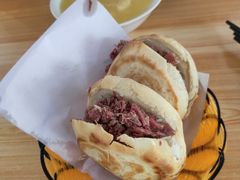 -闫家驴肉火烧(五四店)