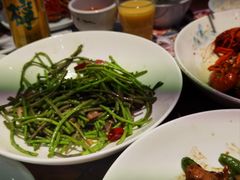 -黄泥岗·地道湖北菜(奥特莱斯店)