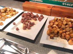 -昆山裕元花园酒店·温莎西餐厅