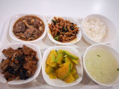 -浦东图书馆读者餐厅