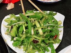 -缘福乡村铁锅炖民宿(八达岭店)