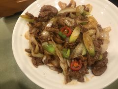 葱爆羊肉-茶叁酒肆·楚味江湖(菱角湖店)