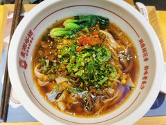 -呷佬·长沙手工米粉(金沙江路店)