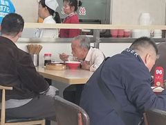 -珊珊小笼馆(仙霞路店)