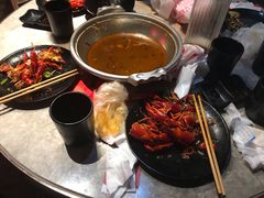 -沪小胖小龙虾(淮海中路旗舰店)