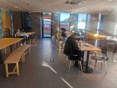 大堂-麦当劳(北京昌金路得来速餐厅店)