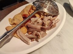 -尚尚仙·酸汤猪手·猪肚鸡火锅(华联万柳购物中心店)