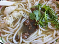 -鑫花溪牛肉米粉(人民广场店)