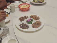 -梅利汴京烤鸭•开封豫菜地标店(东大街店)