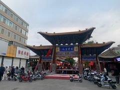 -老周炒拨拉(甘州总店)