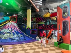 -欧酷世界动力星球(王府井奥莱UP TOWN店)