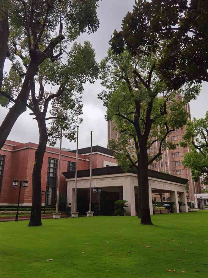 菜色就是地道的本帮菜,老年人会喜欢锦江饭店华懋荟 锦江饭店华懋饭店