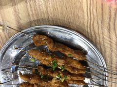 -江城燕子大排档(江汉路步行街店)