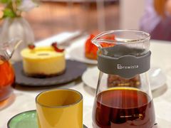 手萃咖啡-潮一不贰·法式甜品·生日蛋糕·西式简餐(外滩店)