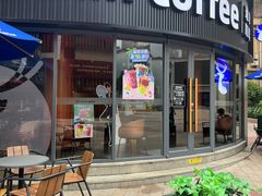 -瑞幸咖啡(皇岗村广场中庭店)